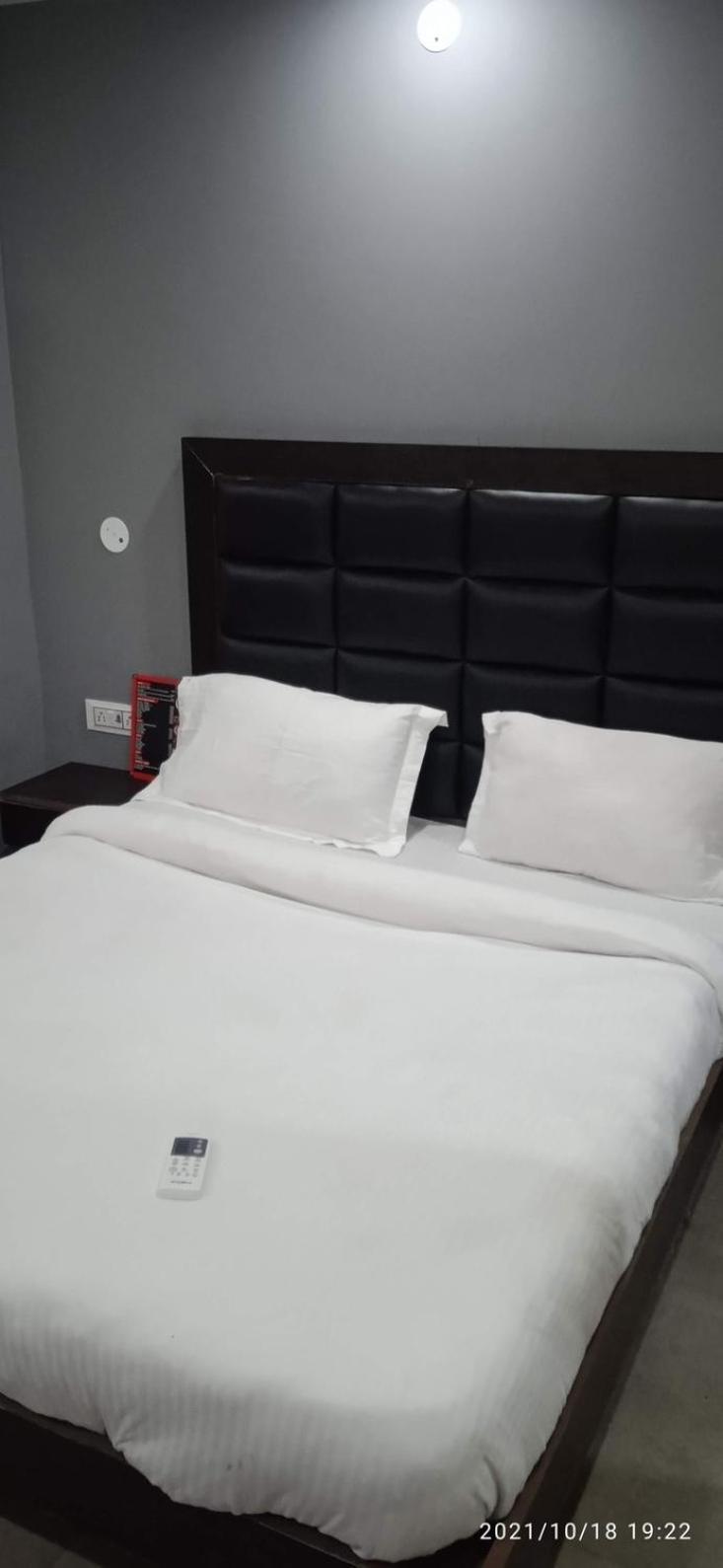 Stay' Couple Friendly'near Vishwavidyalay Metro 3* New Delhi